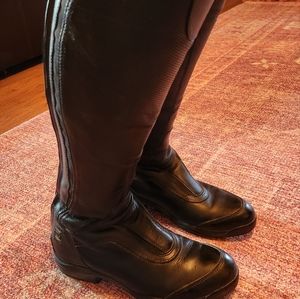 Ariat V Sport tall boots. 40.